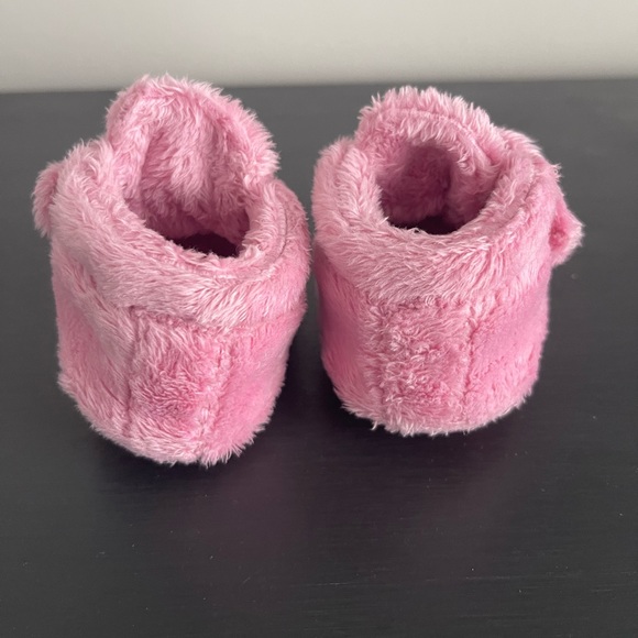 UGGS crib walkers - Picture 5 of 5